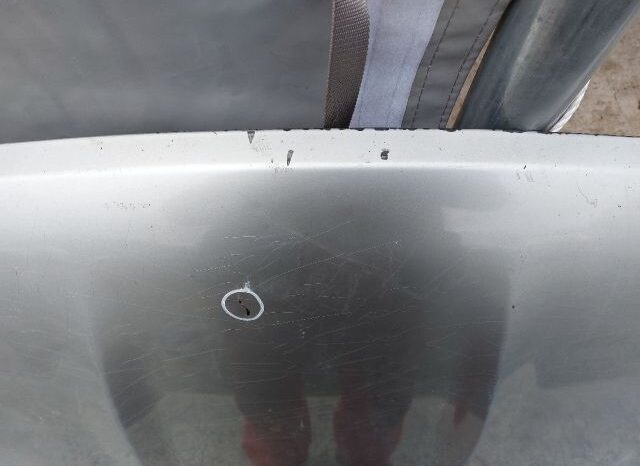 
								NISSAN Motorháztető full									