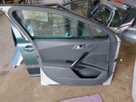 PEUGEOT Bal első Ajtó (Részeivel)