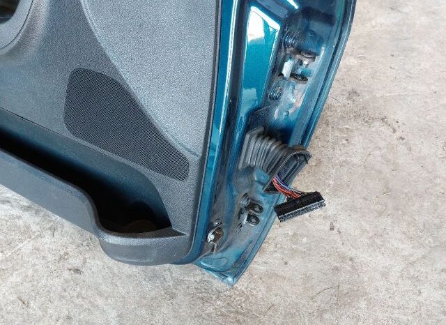 
								SKODA Bal első Ajtó (Részeivel) full									