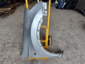 NISSAN Jobb első Sárvédő