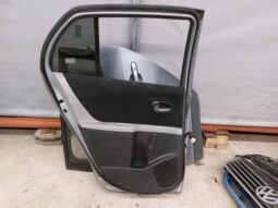 
										TOYOTA Bal hátsó Ajtó (Részeivel) full									