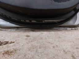 
										TOYOTA Bal hátsó Ajtó (Részeivel) full									