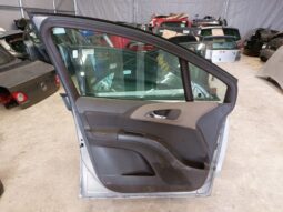 
										OPEL Bal első Ajtó (Részeivel) full									