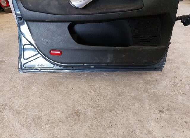 
								FORD Bal első Ajtó (Részeivel) full									