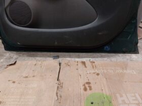 TOYOTA Jobb első Ajtó (Részeivel)