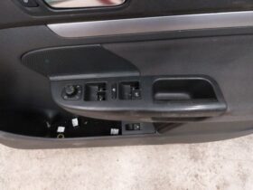 VW Jobb első Ajtó (Részeivel)