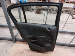 
										OPEL Bal hátsó Ajtó (Részeivel) full									