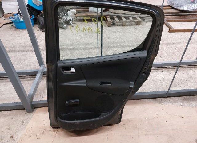 
								PEUGEOT Jobb hátsó Ajtó (Részeivel) full									