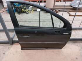 PEUGEOT Jobb első Ajtó (Részeivel)