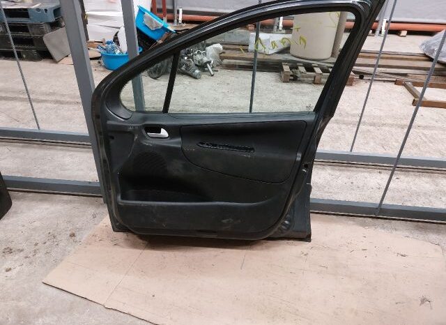 
								PEUGEOT Jobb első Ajtó (Részeivel) full									