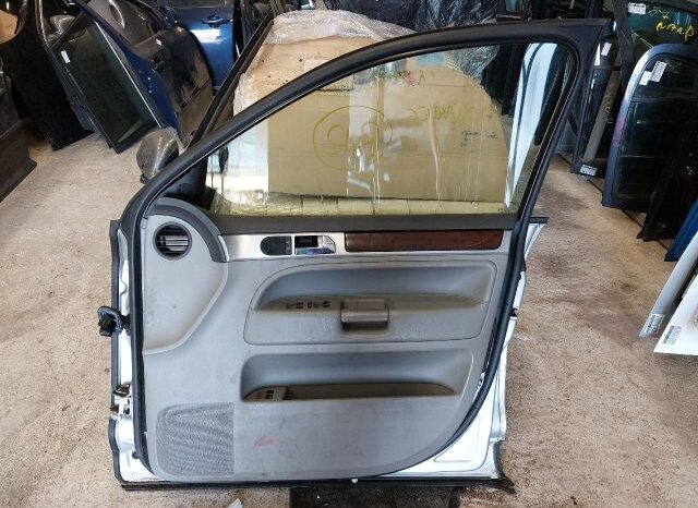 
								VW Jobb első Ajtó (Részeivel) full									
