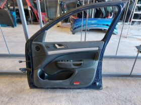 SKODA Jobb első Ajtó (Részeivel)