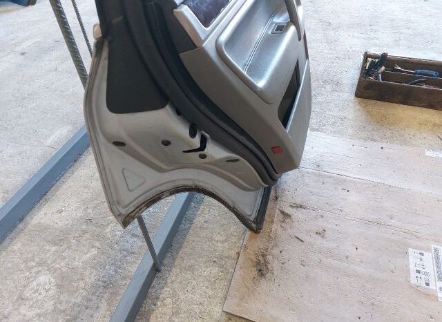 
								VW Bal hátsó Ajtó (Részeivel) full									