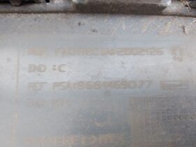 PEUGEOT Hátsó Lökhárító (Részeivel)