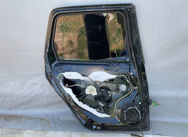 
								PEUGEOT Bal hátsó Ajtó (Részeivel) full									