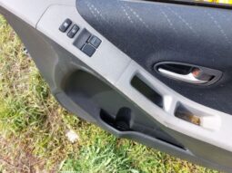 
										TOYOTA Jobb első Ajtó (Részeivel) full									
