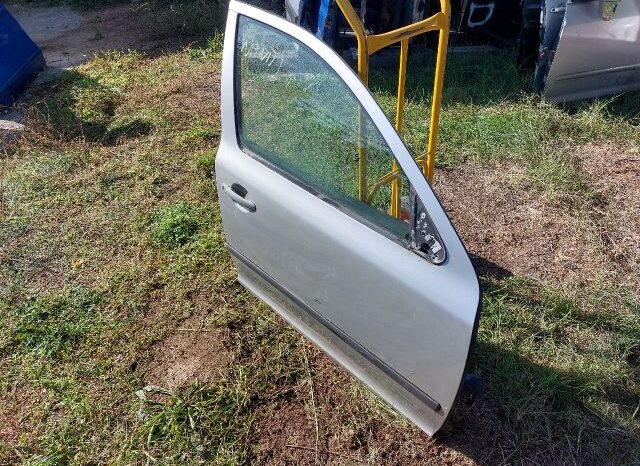 
								SKODA Jobb első Ajtó (Részeivel) full									