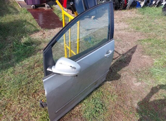 
								VW Bal első Ajtó (Részeivel) full									