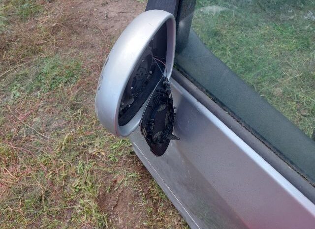 
								VW Bal első Ajtó (Részeivel) full									