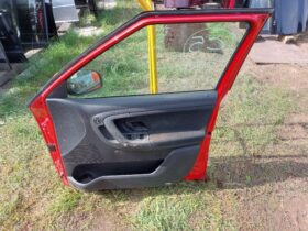 SKODA Jobb első Ajtó (Részeivel)
