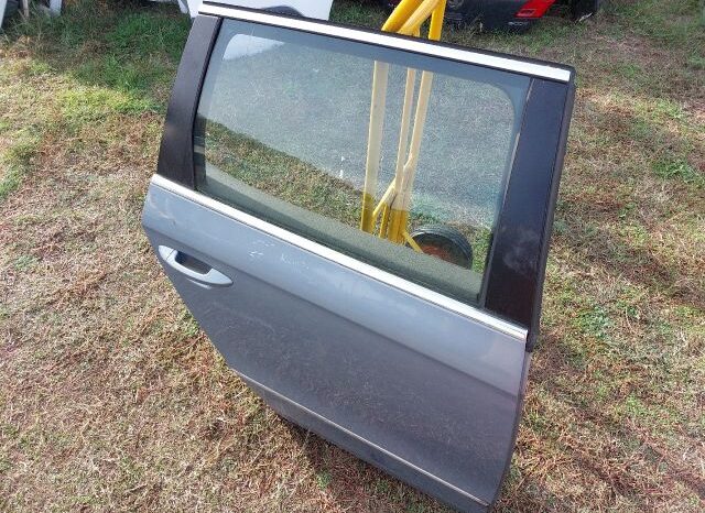 
								VW Jobb hátsó Ajtó (Részeivel) full									