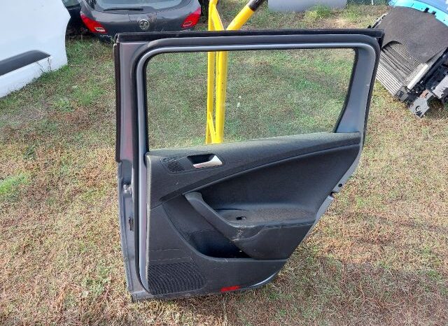 
								VW Jobb hátsó Ajtó (Részeivel) full									