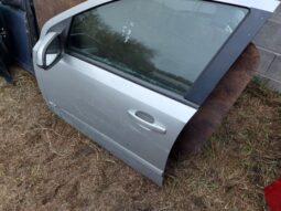 
										OPEL Bal első Ajtó (Részeivel) full									