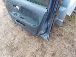 
										NISSAN Jobb első Ajtó (Részeivel) full									