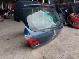 OPEL Csomagtérajtó (Részeivel)