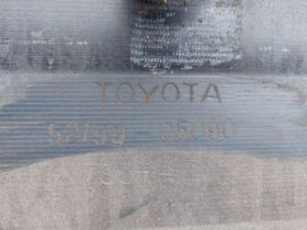TOYOTA Hátsó Lökhárító (Részeivel)
