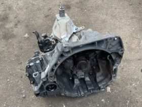 NISSAN Váltó (Mechanikus)