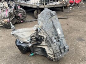 NISSAN Váltó (Mechanikus)