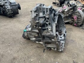 NISSAN Váltó (Mechanikus)