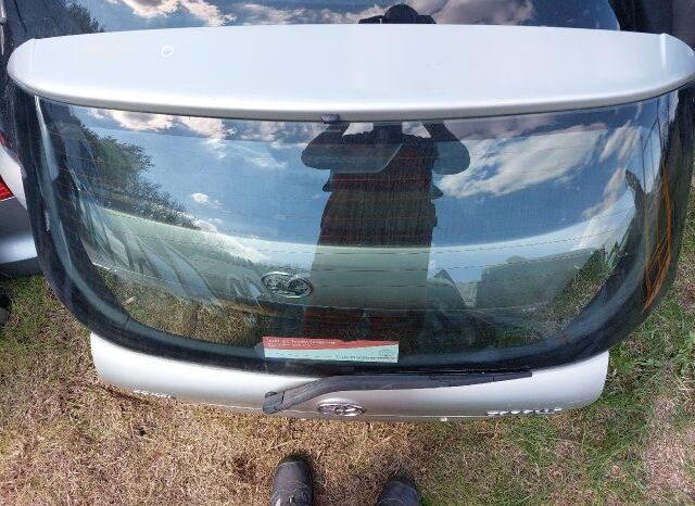 
								TOYOTA Csomagtérajtó (Részeivel) full									