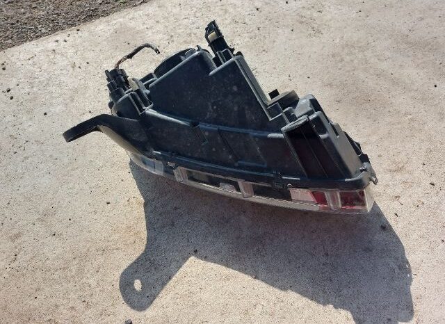 
								DACIA Bal első Lámpabúra full									