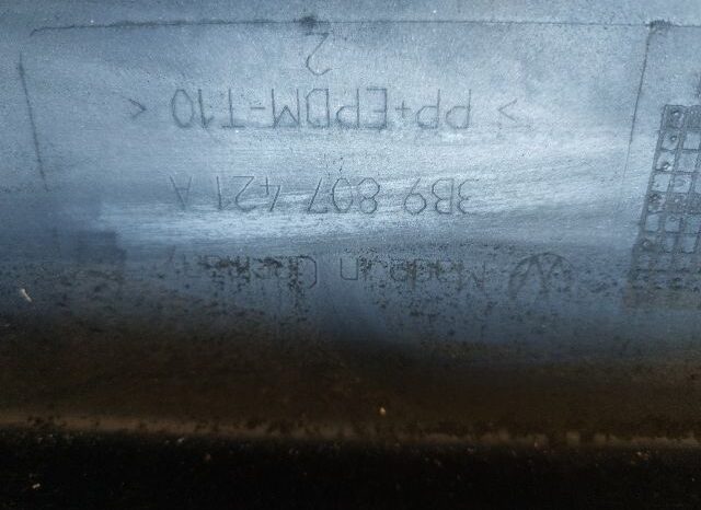 
								VW Hátsó Lökhárító (Részeivel) full									