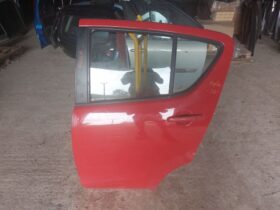 OPEL Bal hátsó Ajtó (Részeivel)