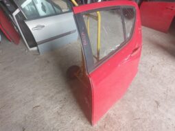 
										OPEL Bal hátsó Ajtó (Részeivel) full									