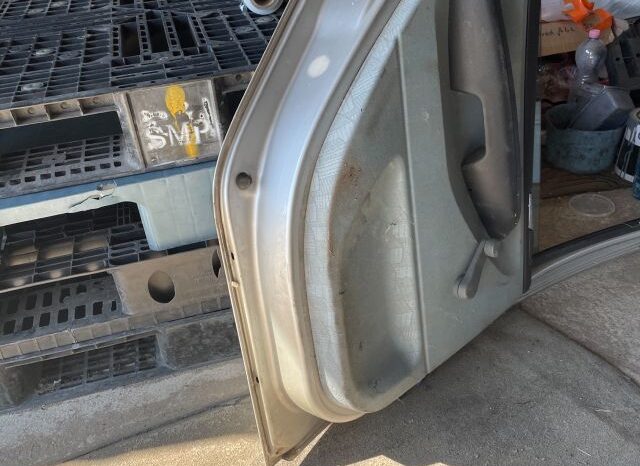 
								SKODA Bal hátsó Ajtó (Részeivel) full									