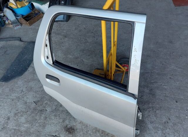 
								SUZUKI Jobb hátsó Ajtó (Részeivel) full									