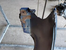 NISSAN Jobb első Sárvédő