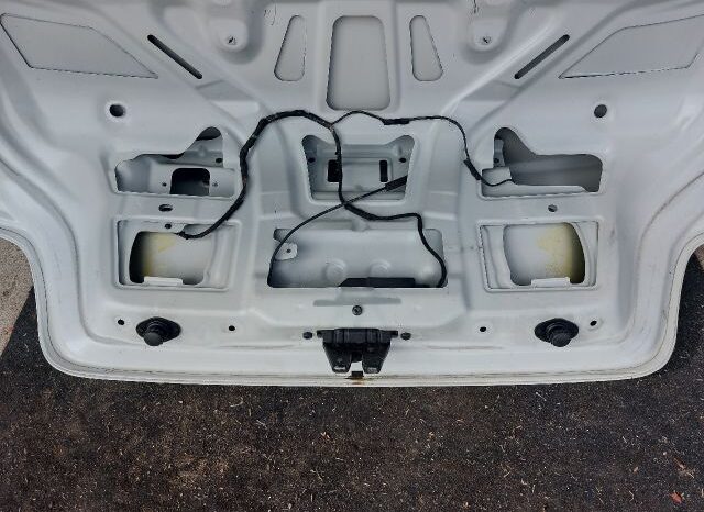 
								BMW Csomagtérajtó (Részeivel) full									
