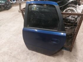 OPEL Bal hátsó Ajtó (Részeivel)