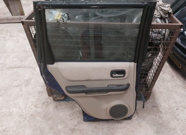 
								NISSAN Bal hátsó Ajtó (Részeivel) full									