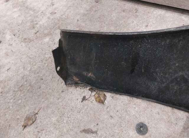 
								AUDI Jobb első Sárvédő full									