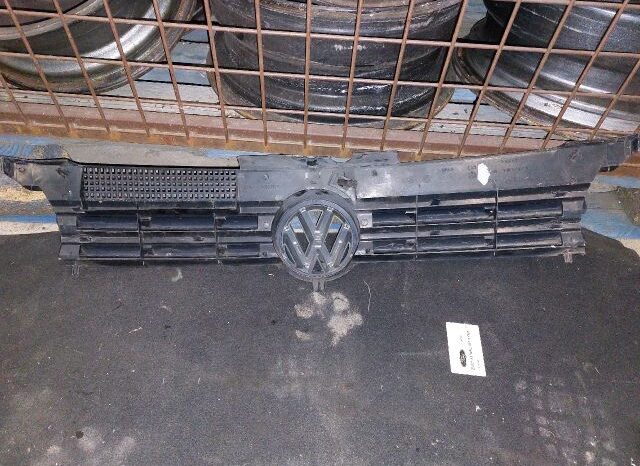 
								VW Hűtőrács full									