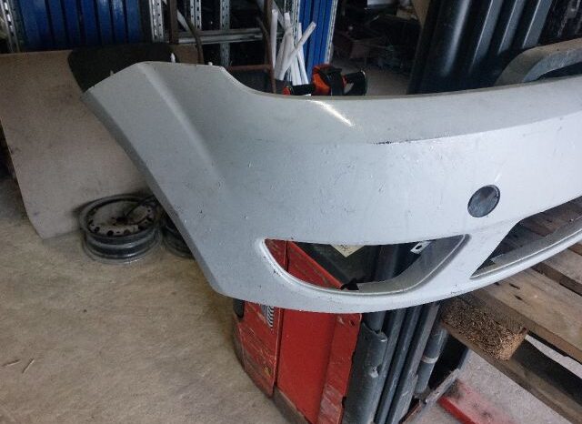 
								FORD Első Lökhárító (Részeivel) full									
