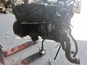 MERCEDES-BENZ Komplett Motor (Segédberendezésekkel)