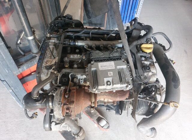 
								FIAT Komplett Motor (Segédberendezésekkel) full									