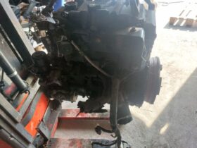 MITSUBISHI Komplett Motor (Segédberendezésekkel)
